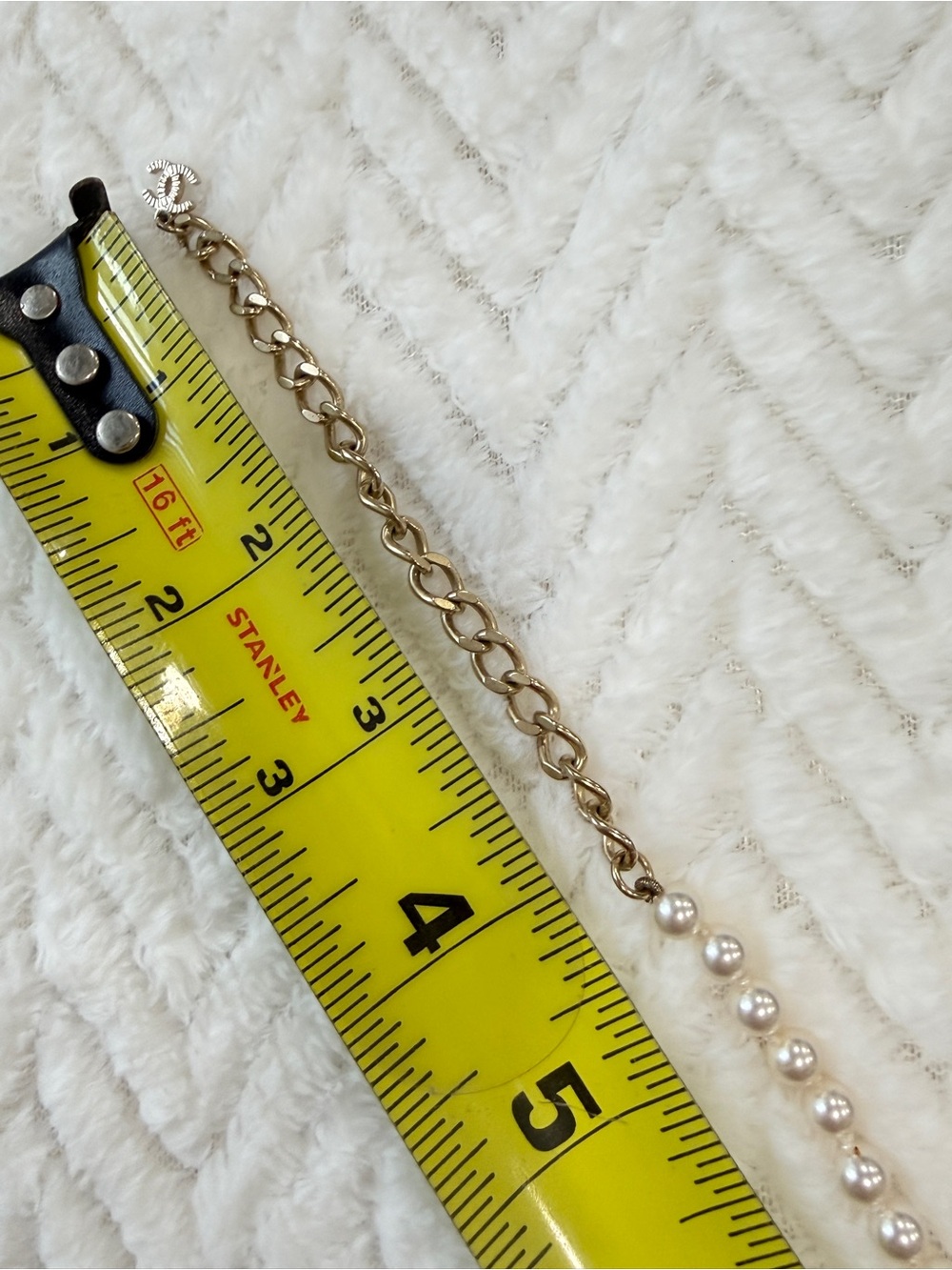 CHANEL Gold, White Pearl Necklace with Crystal CC Pendant 22K - Picture 8 of 10